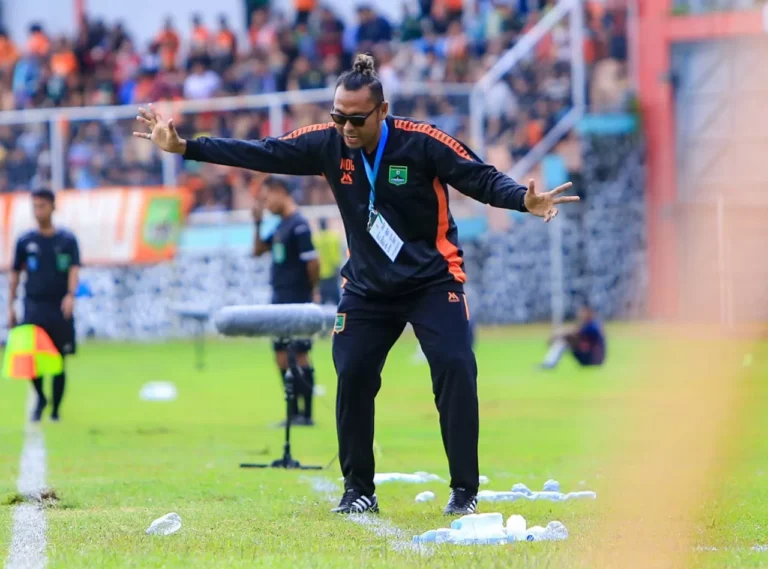 pelatih persekabpas