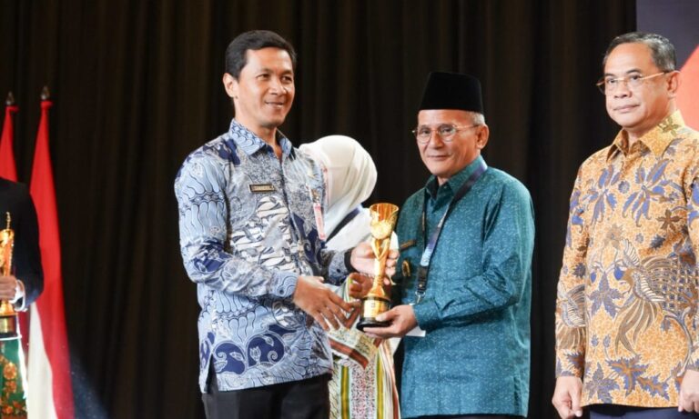 Pertahankan Tradisi Juara, Kabupaten Pasuruan Kembali Sabet Predikat Sangat Inovatif” di Ajang IGA 2025