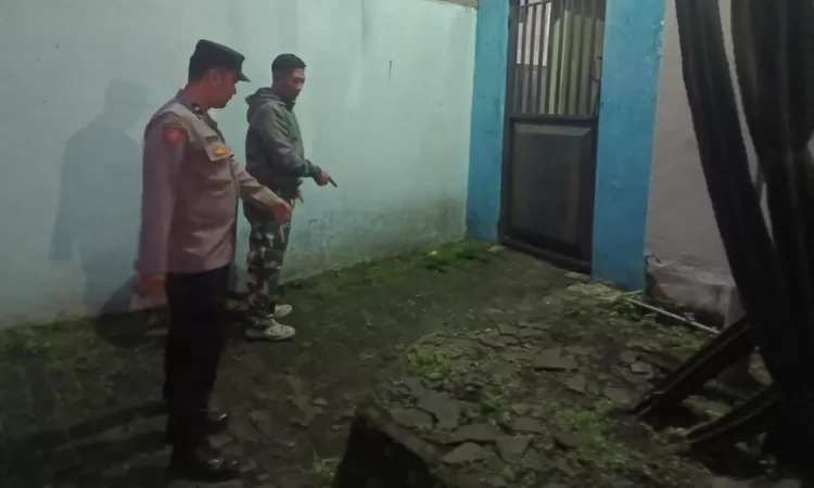 Bobol Gembok Pagar Saat Subuh, Maling Satroni Rumah Warga Purwodadi dan Gasak Motor