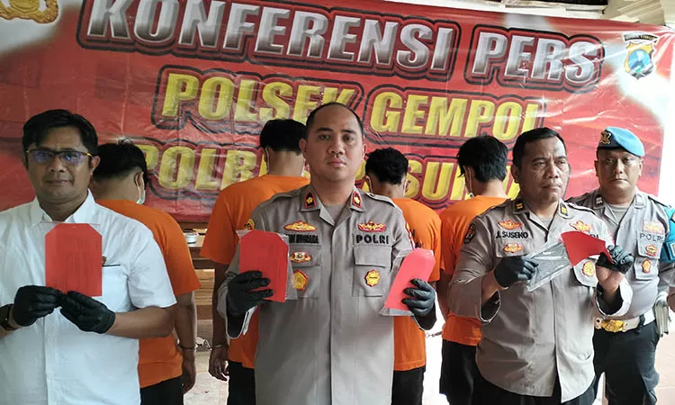 Gempol Berdarah: Polisi Ringkus 4 Pemuda Pelaku Pengeroyokan Brutal, Satu Eksekutor Masih Buron