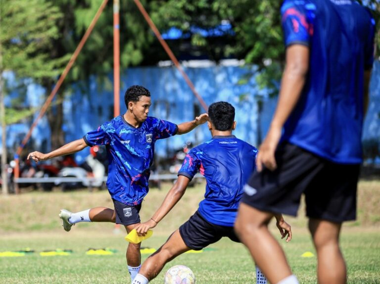 Suntik Dana Rp 10 Miliar dan Boyong Skuad Bintang, Persekabpas Gelar Latihan Perdana Tatap Liga 3 Nusantara